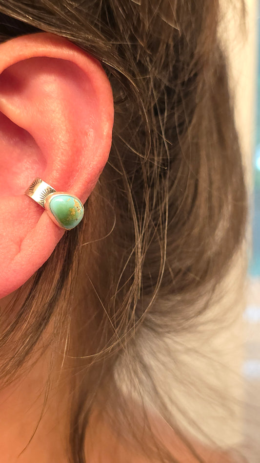 x EAR CUFF - Natural Harcross Turquoise in Fine + Sterling Silver