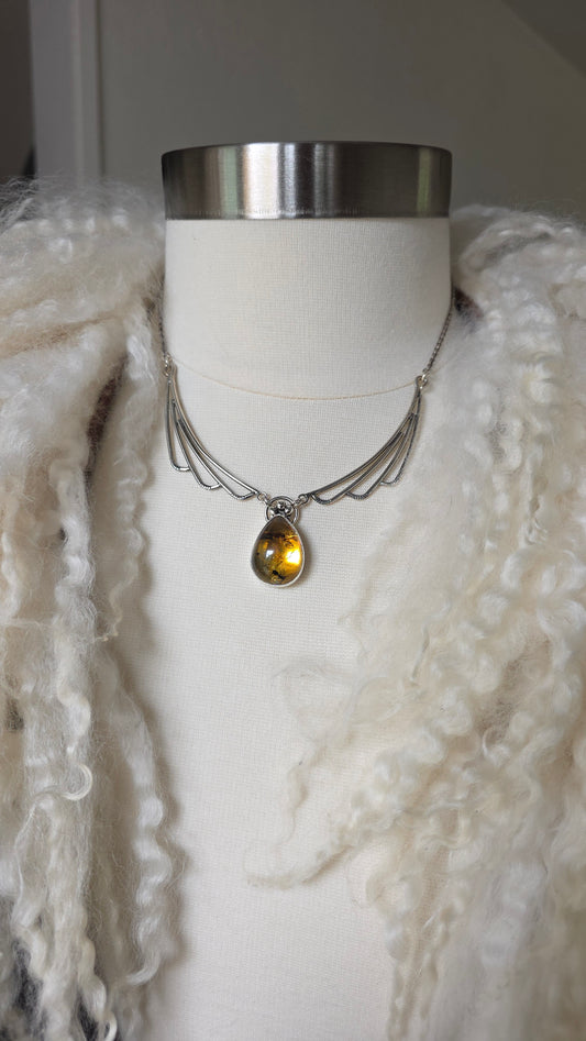 x ANCIENT AMBER Necklace - Fine and Sterling Silver