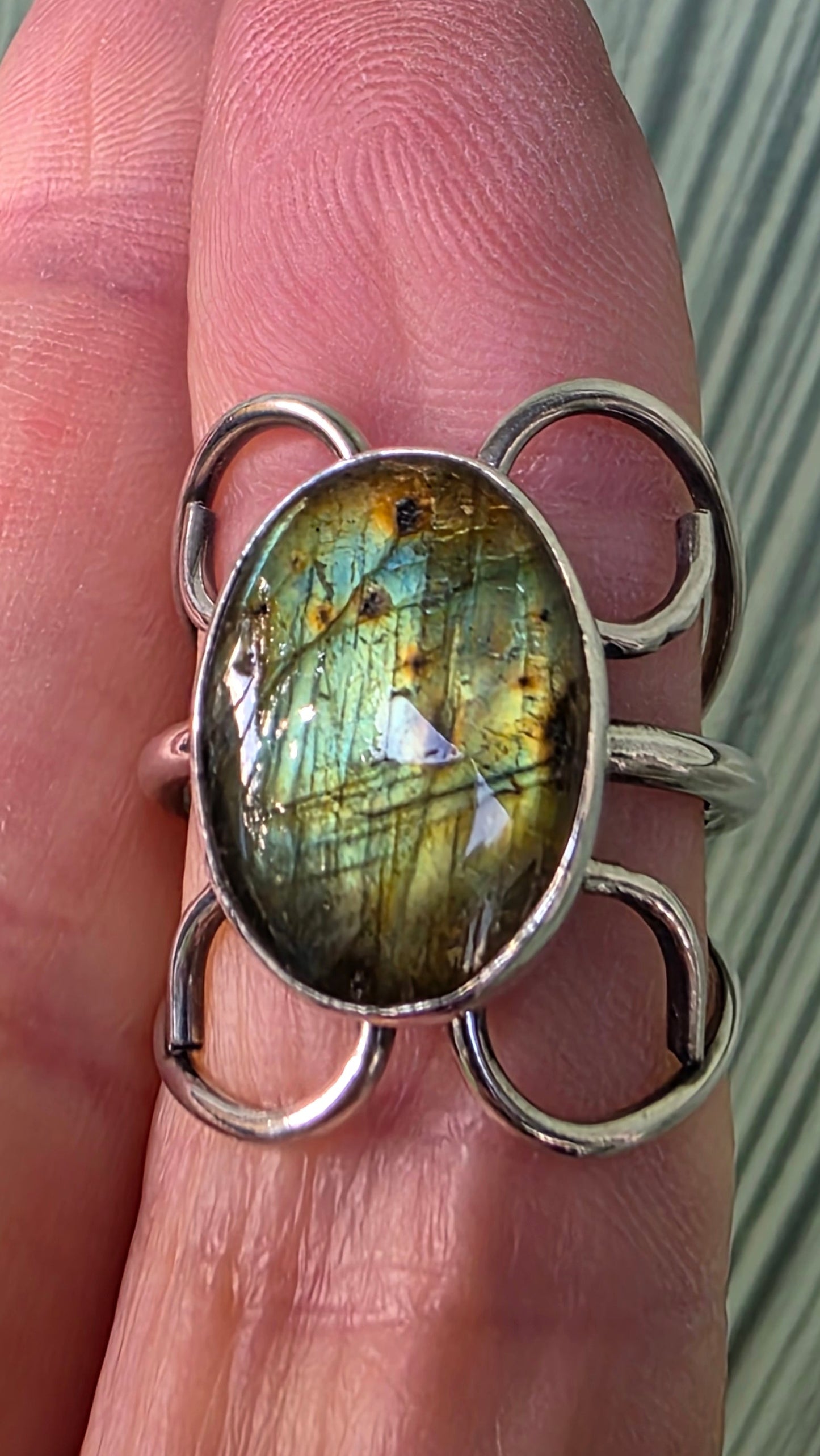 CURLING HEARTS Ring - (size 8) Labradorite + Sterling Silver
