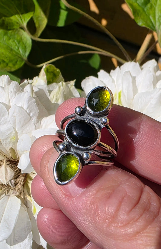 GREENING Ring - (size 6.5/6.75) Peridot and Onyx in All Sterling Silver