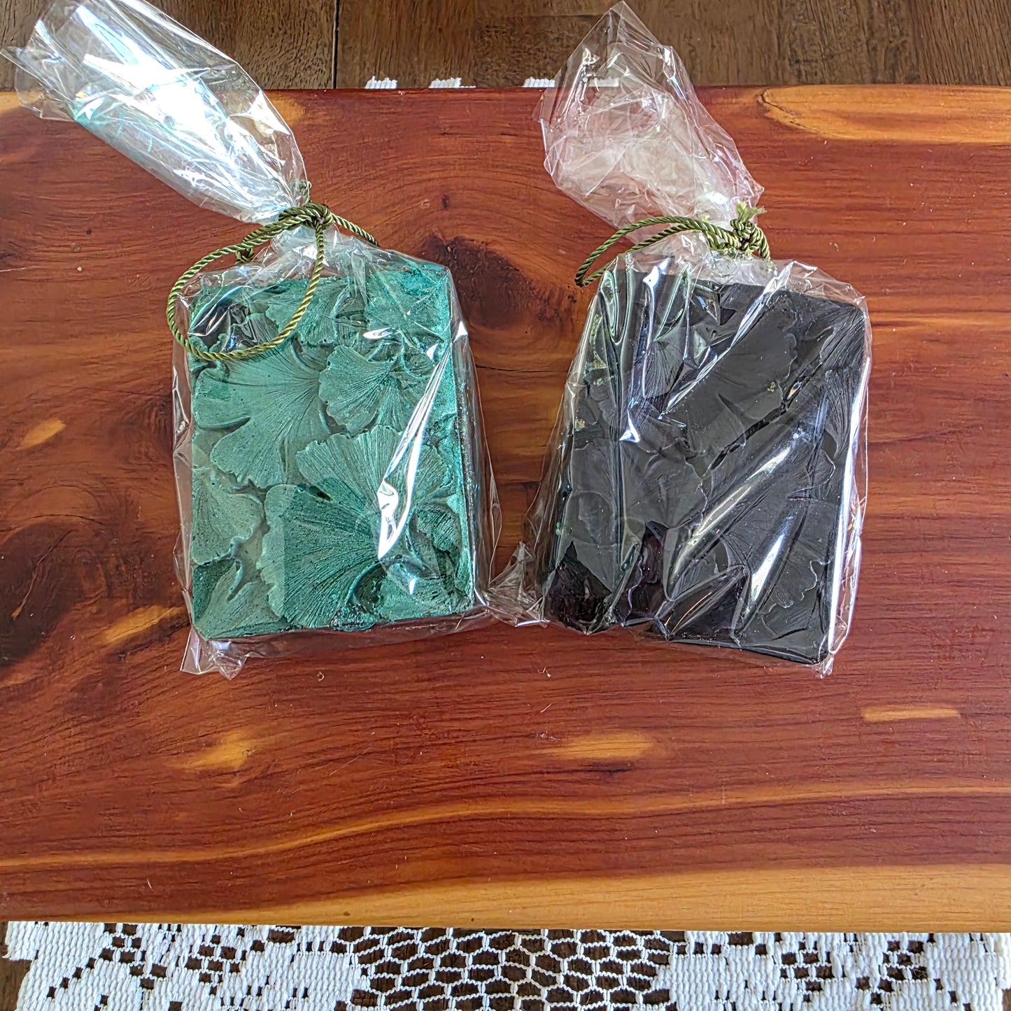 xtras BUNDLE OF 2 HANDMADE ALOE & CHARCOAL SOAP
