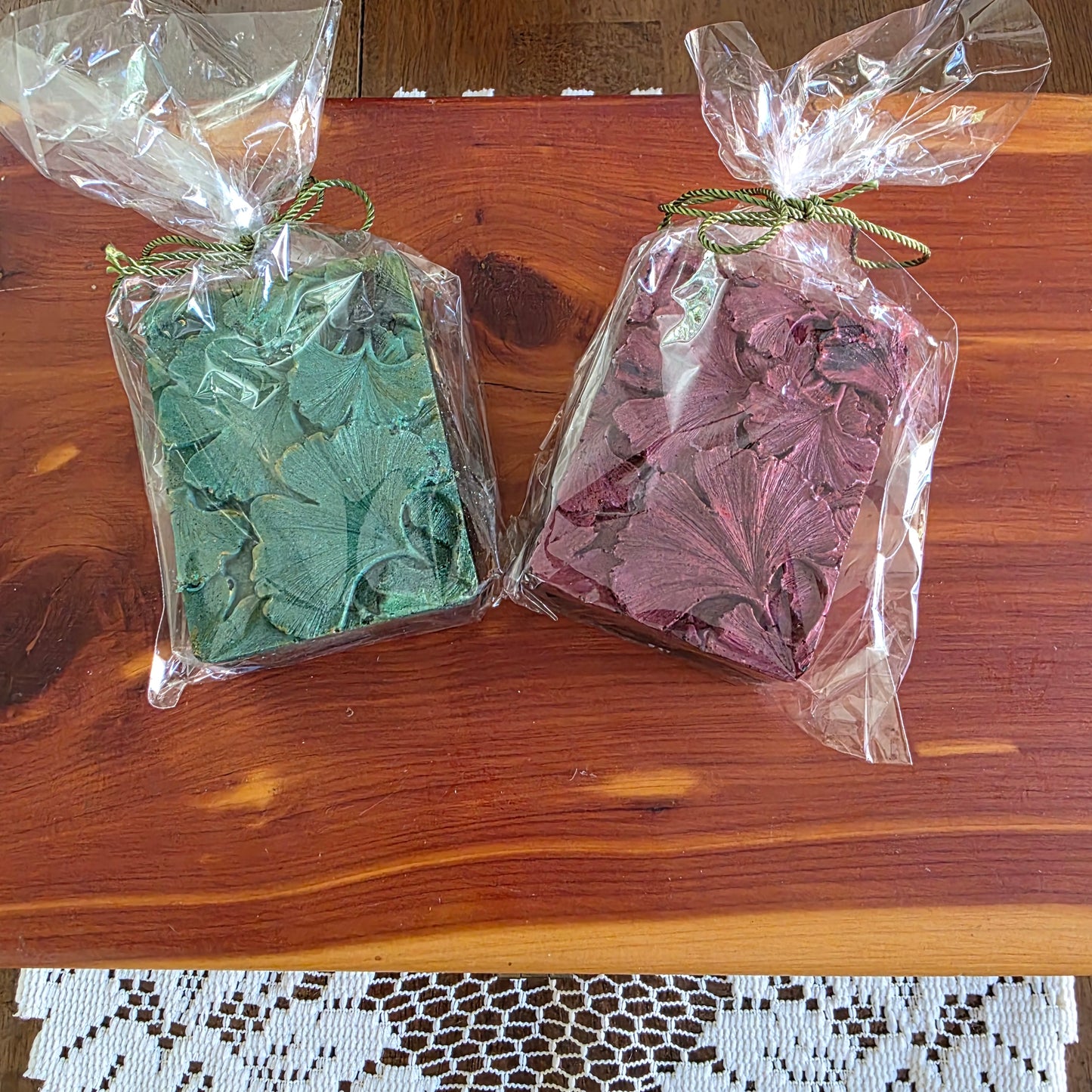 xtras BUNDLE OF 2 HANDMADE ALOE & CHARCOAL SOAP