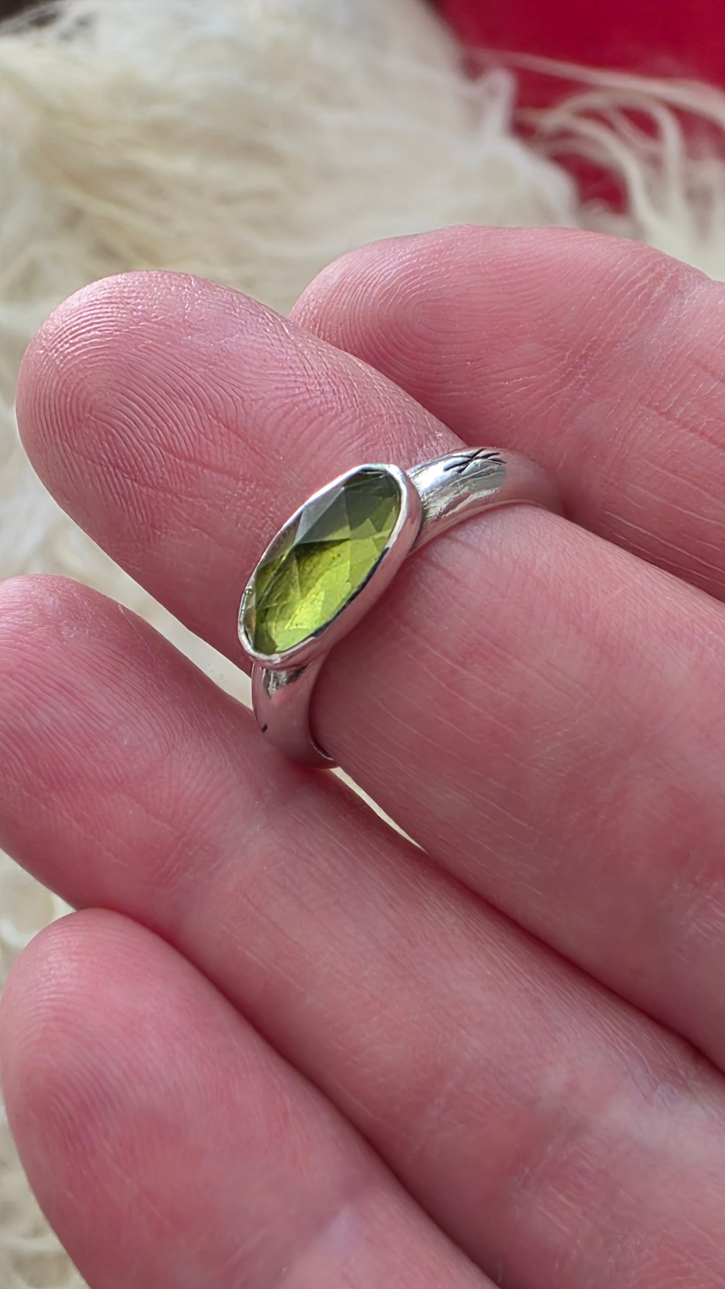 VERDANTA Ring - (size 7) Rose Cut Peridot in All Sterling Silver