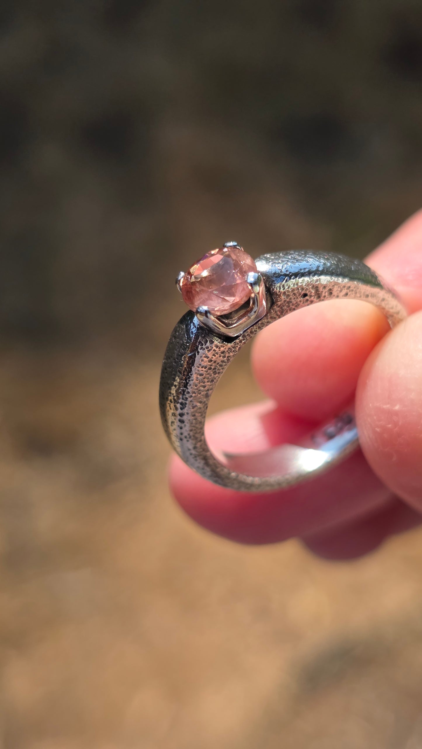 OREGON SUN Ring - (size 8) Oregon Sunstone in All Sterling Silver