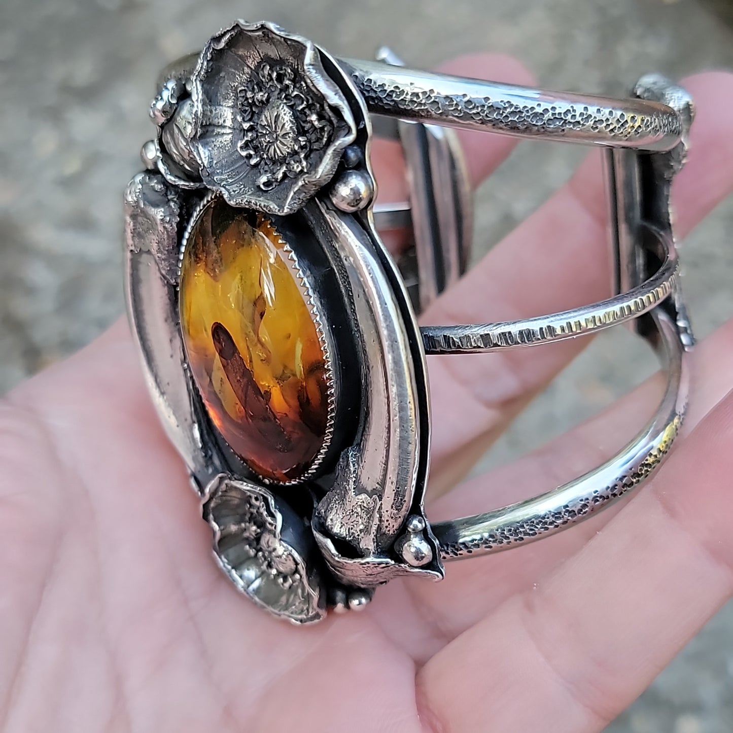 x POPPY CLAWS Cuff - Baltic Amber in Heavy Sterling Silver size M to M/L