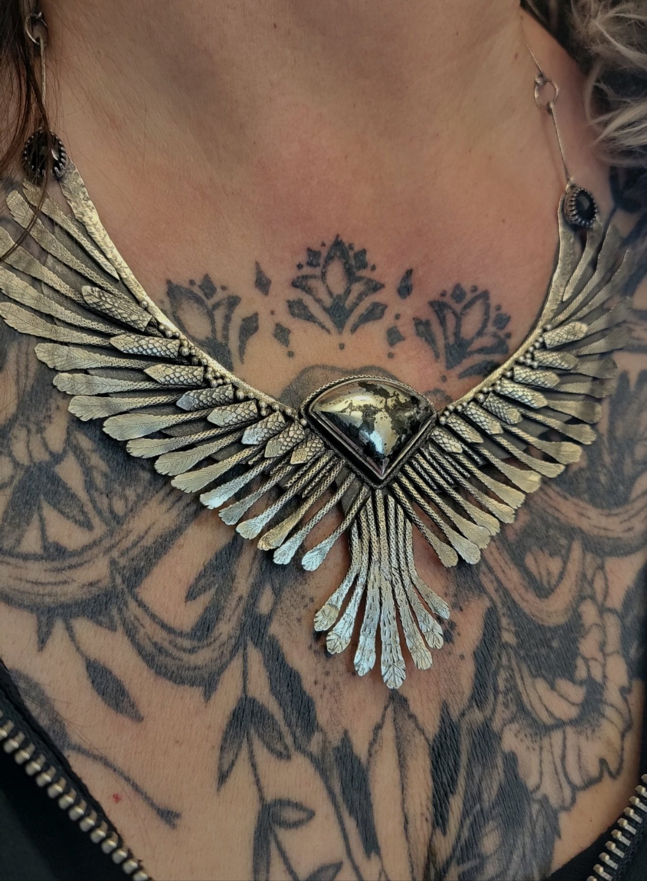x The SUPERB OWL:::NIGHT FLIGHT Statement Necklace - Handcrafted with Apache Gold in Fine and Sterling Silver